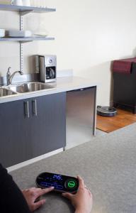 centrum_sterowania_roomba_790_intelio_eu_robot_odkurzajacy_serwis_opole_tani_cena_niska_warszawa_wroclawa_odkurzacz_akumulatorowy_czesic_naprawa_ak...